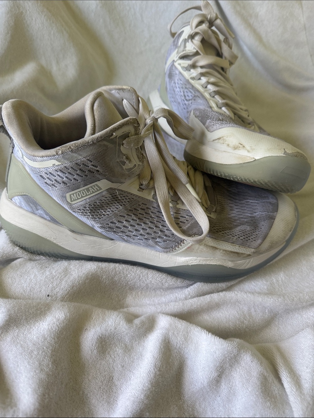Moolah Kicks Neovolt Pro Court Sneakers